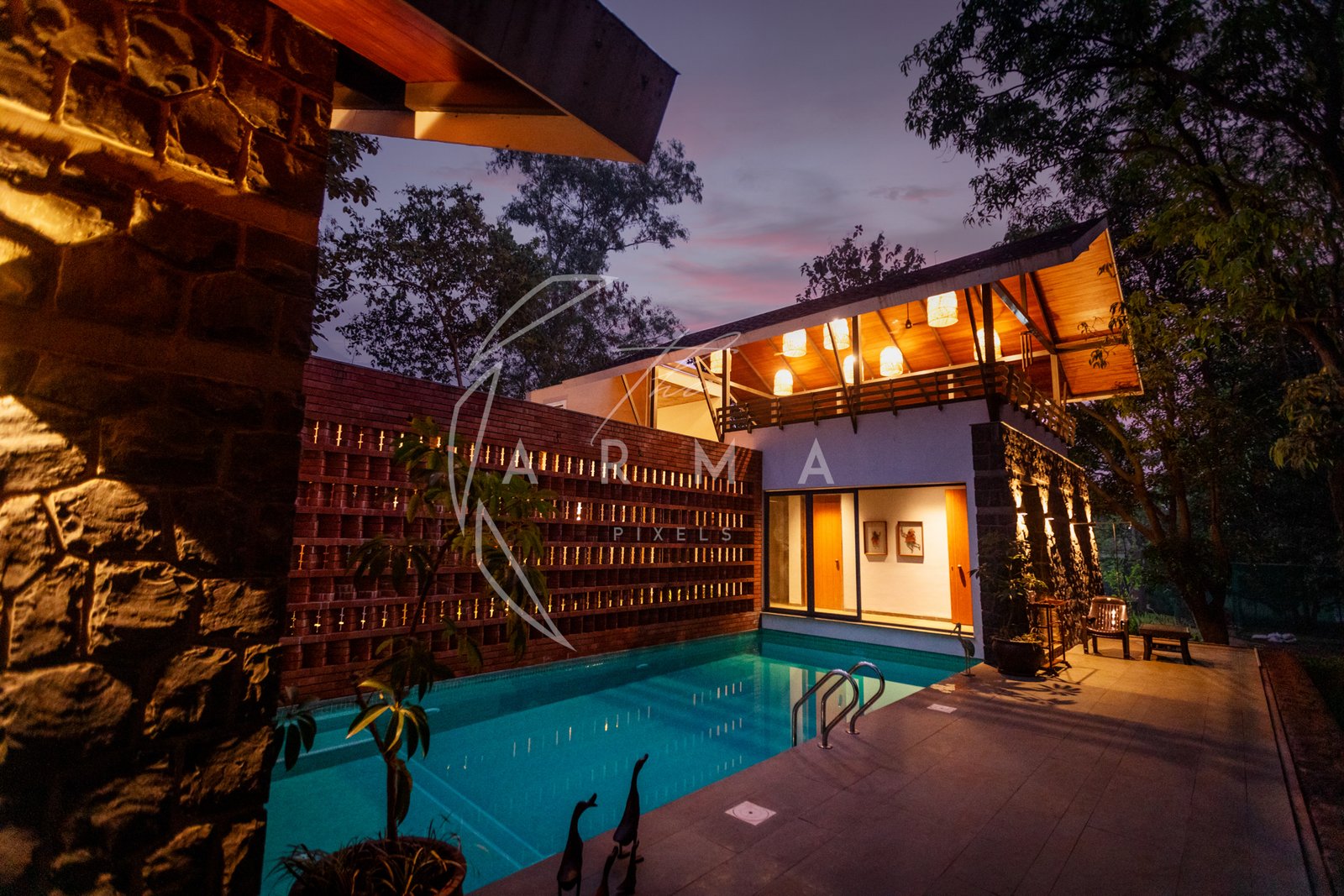 Real Estate - 423A9060-1