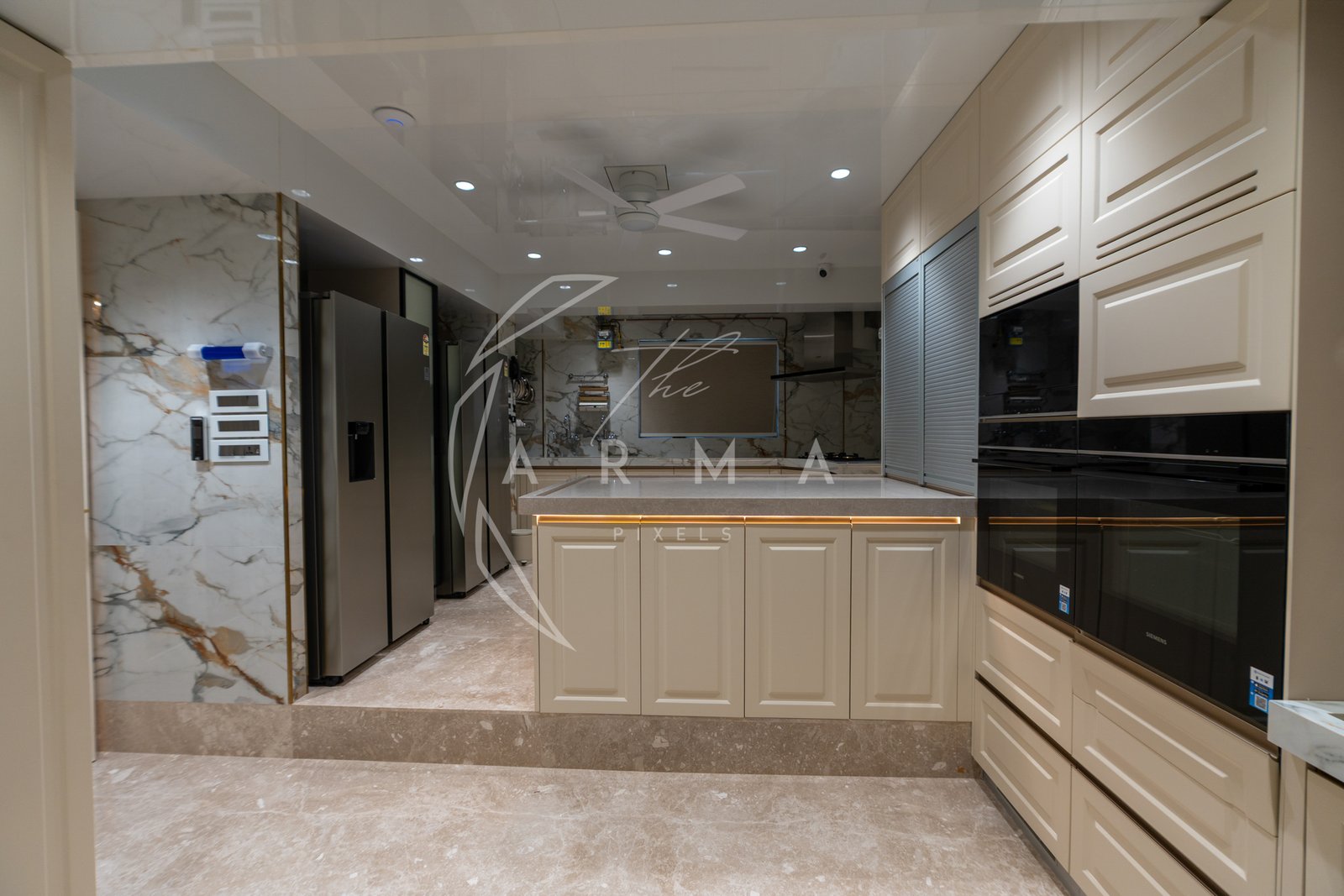 Real Estate - BIZ02390