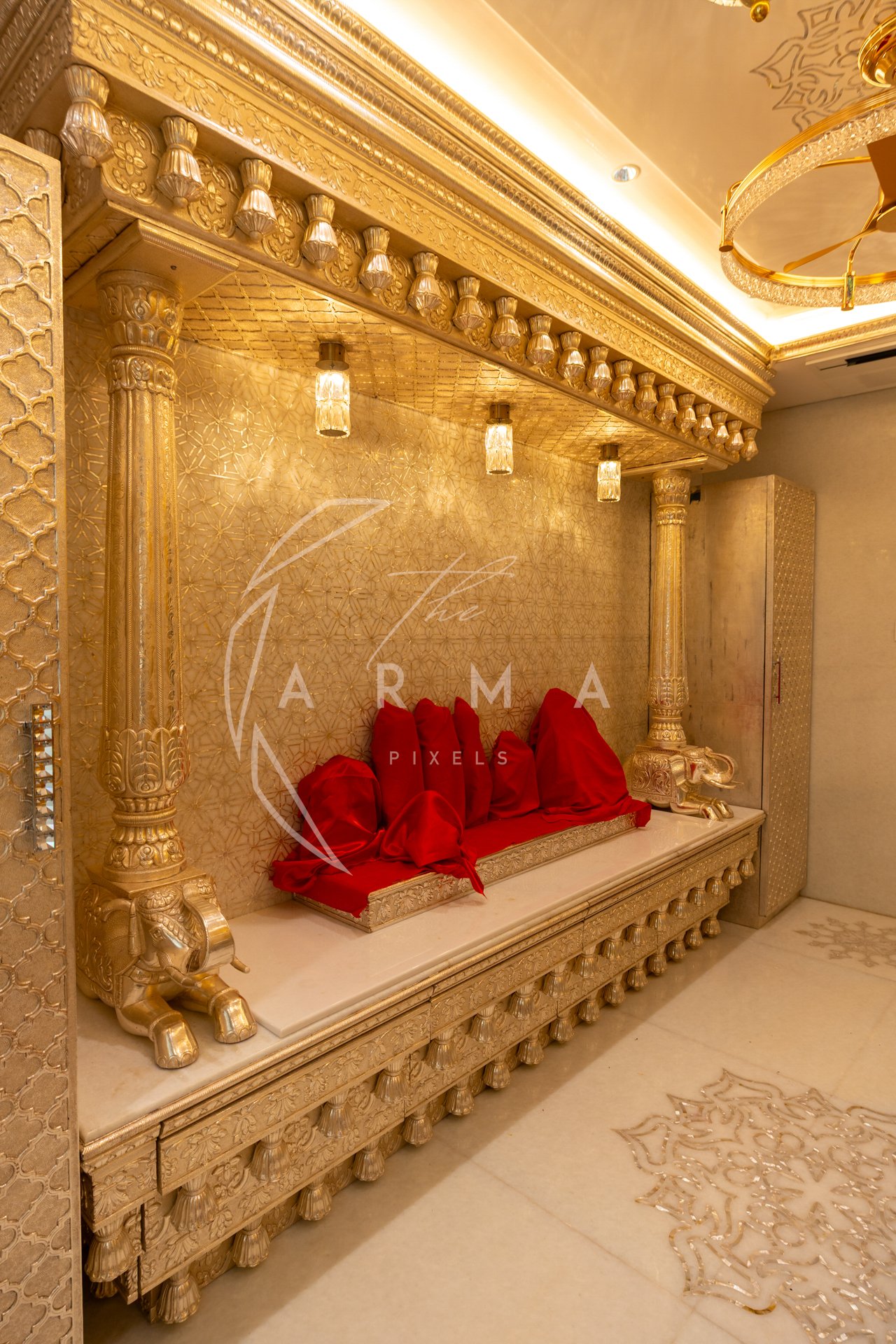 Real Estate - BIZ02457